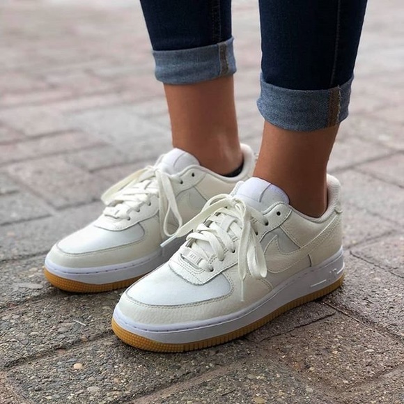 nike air force 1 sail gum